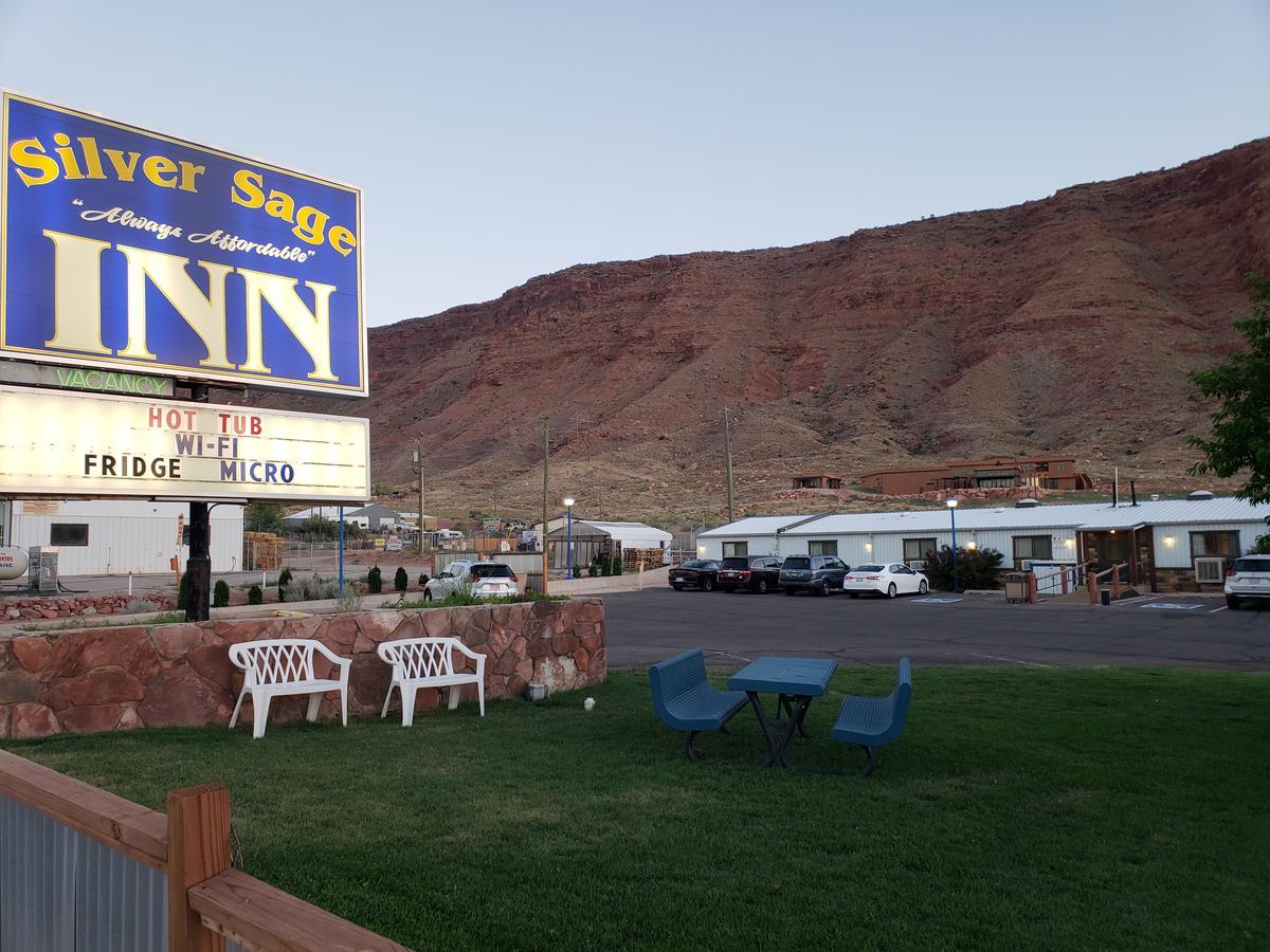 Silver Sage Inn Моаб Экстерьер фото